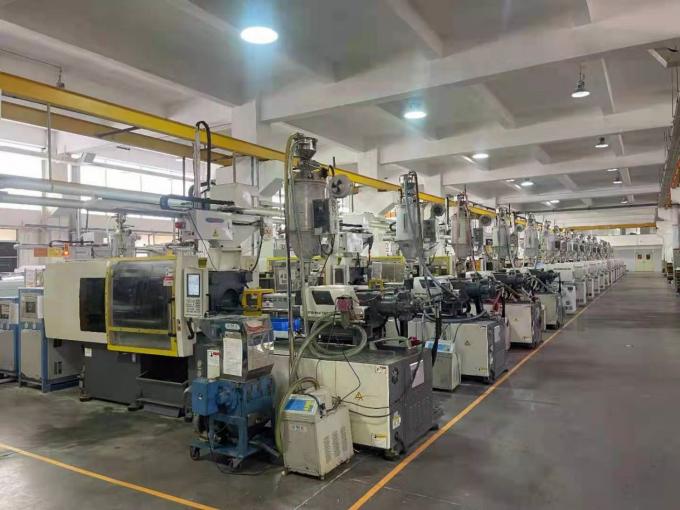 الصين OUCO (Wuxi) Injection Molding Machinery Equipment Co., Ltd. خط