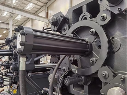 600T GF Servo High Speed Injection Machine 450Ton High Forming Precision