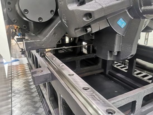 600T GF Servo High Speed Injection Machine 450Ton High Forming Precision