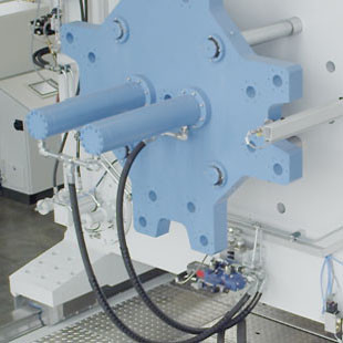 Customized High Security PET Injection Molding Machine Stable And Efficiency In China