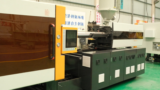 520C High Speed Energy Saving Injection Moulding Machine Manufacturing Fruit Basket Boxes