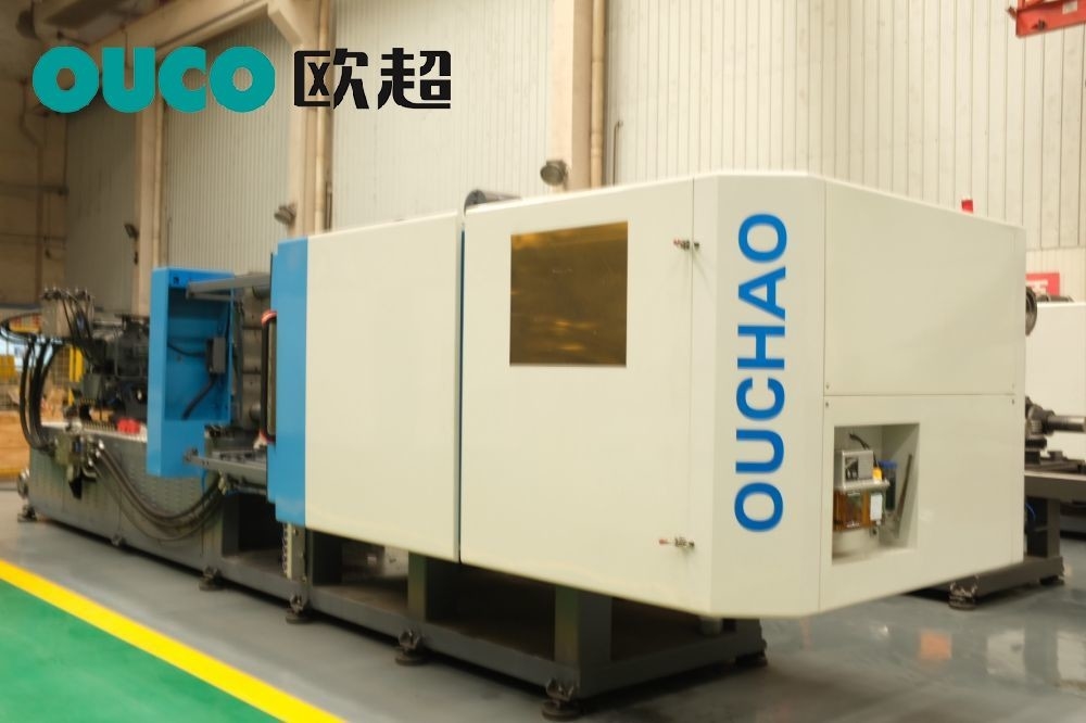 Energy Saving Bucket Injection Molding Machine